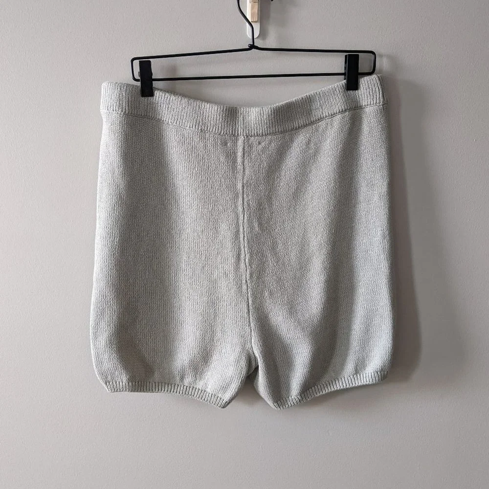 Reformation Roze Knitted High-Waist Shorts - Picture 4 of 7